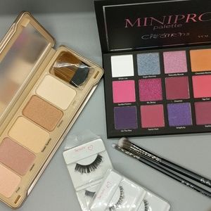 Eyeshadow and Highlight Palette kit